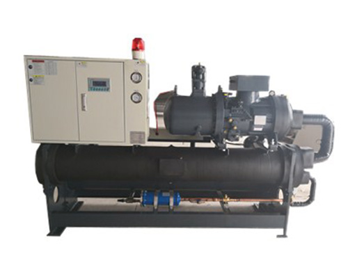 水冷螺桿式冷水機（7℃）